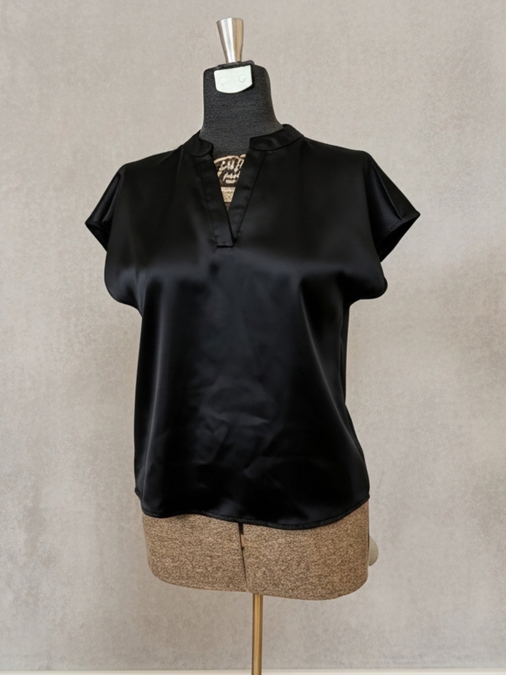 NWOT 2022 Nicole Miller NY Black Satin Split V-Neck Blouse Oversized Size S
